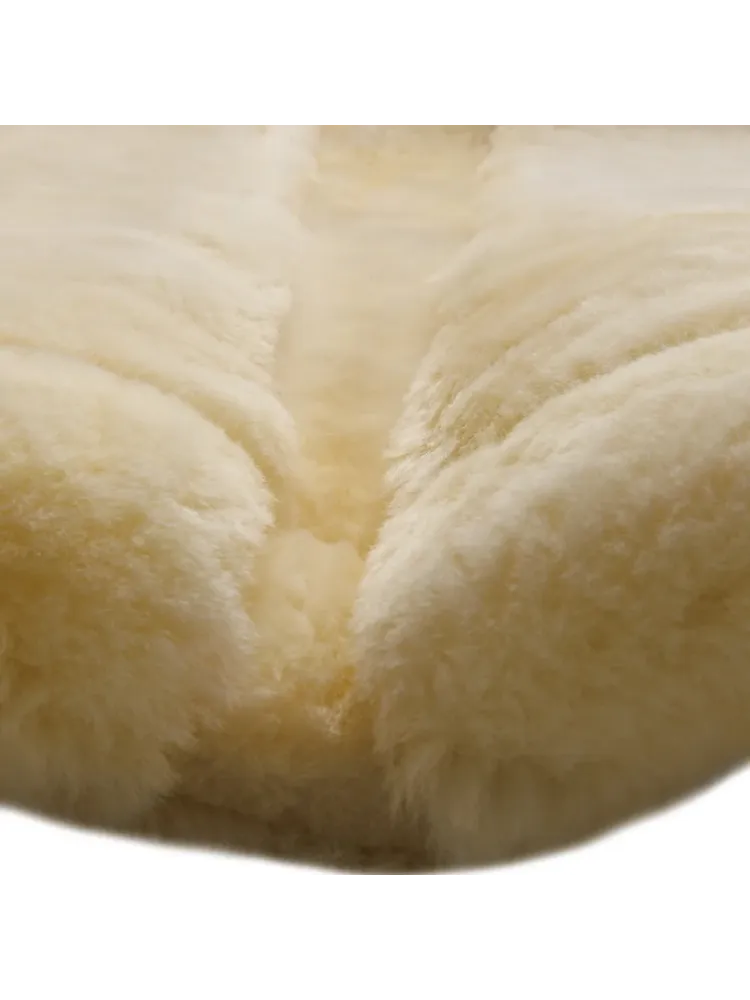 Sviedrene Lambskin Kavalkade