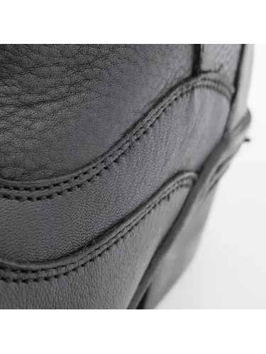 Puszābaki Lucius Kavalkade